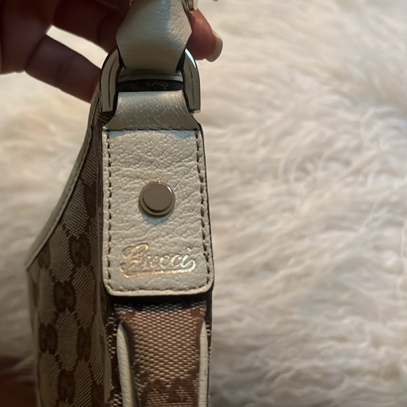 GUCCI GG canvas shoulder bag with cream leather trim - Picture 4 of 12